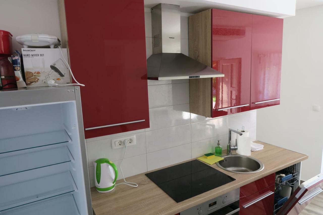 Family Apartment Baška Esterno foto